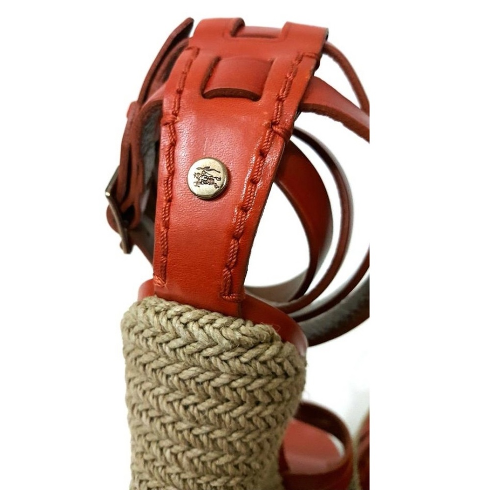 🔥NIB Burberry Devon Bridle Wedge Sandals Sz  US 9 - Picture 5 of 7